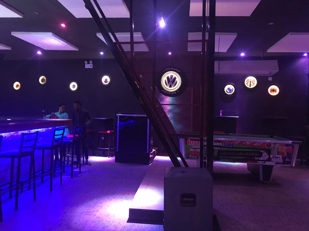 With Happy hours from 5pm to 8pm, Promotions on drinks, Shisha is available too. Vanity Lounge promises a great music assortment too.